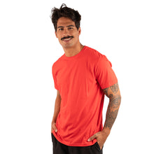 Carregar imagem no visualizador da galeria, Camiseta em Algodão Pima 40.1 - Peruana Legitima - Vermelha