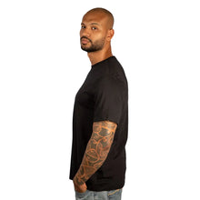 Carregar imagem no visualizador da galeria, Camiseta Masculina Algodão Egípcio Preta Gola C - Rulce Camisetas