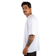 Carregar imagem no visualizador da galeria, Camiseta Oversized Premium Malha Suedine Branca
